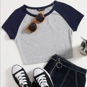 SHEIN Raglan Sleeve Two Tone Crop Top